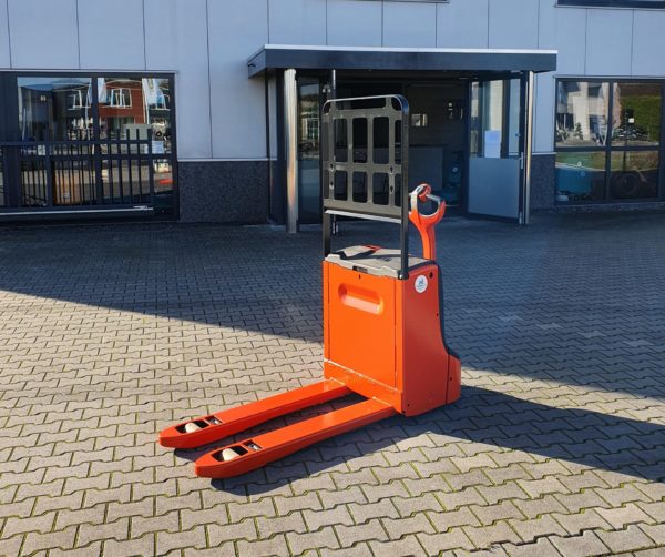 Linde T16
