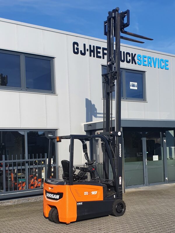 Doosan B18T-7 - Image 3