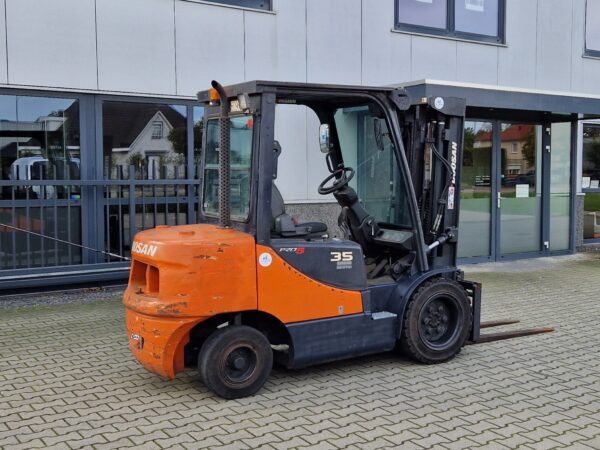 Doosan D35C-5 - Image 2